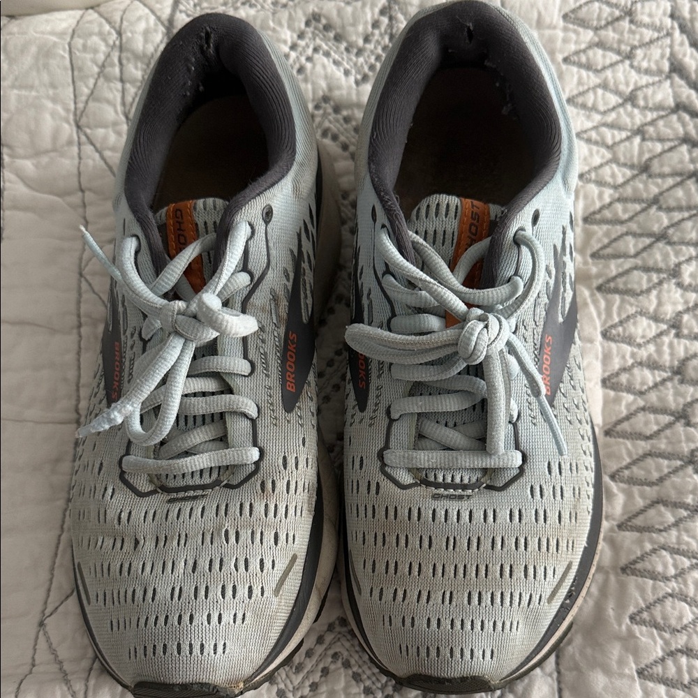 Brooks Women's Light Gray and Orange Running Sneakers